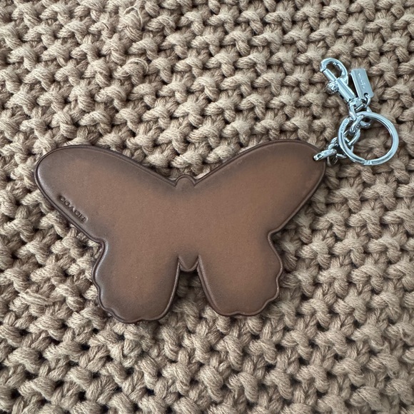 COACH Butterfly Leather Key charm - Picture 3 of 6